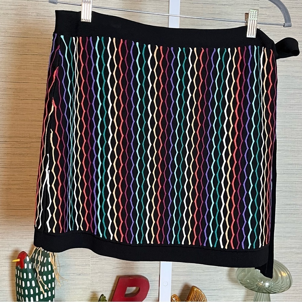 Revolve NBD Sweater Knit Benton Wrap Mini Skirt Tie/Button Black/Multi Stripe Lg - Picture 4 of 8